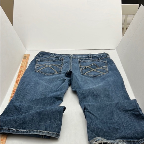 Women's Blue Jeans - Picture 4 of 8